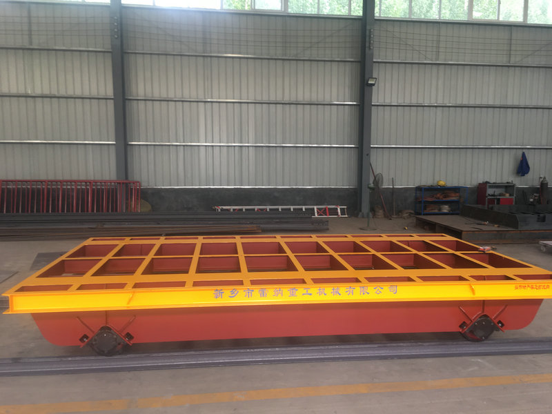 20 tonų geležinkelio transporto priemonė
