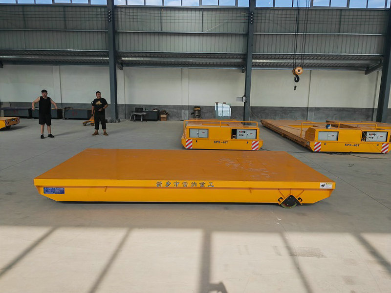 Baterijos varomas motorizuotas elektrinis be pėdsakų perdavimo kelių krypčių vežimėlis